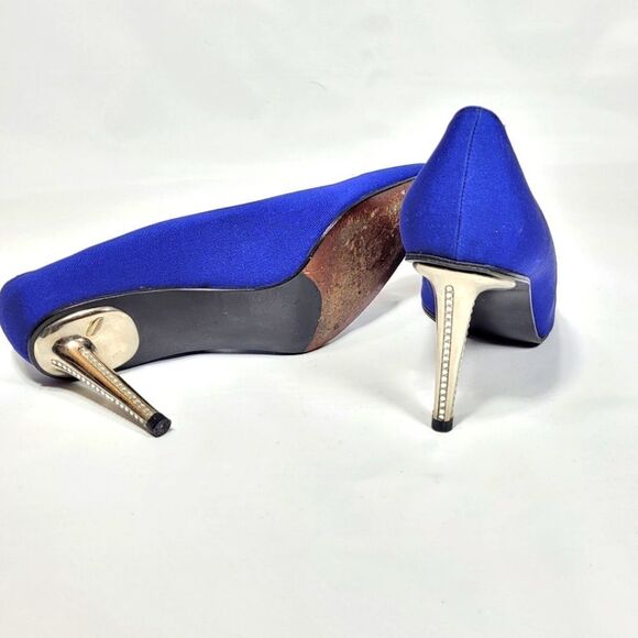 Stuart Weitzman  - Picture 2 of 9